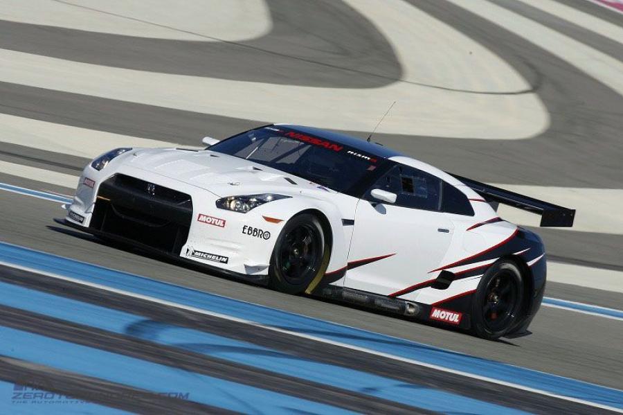  Nissan GT-R FIA GT1 Magny Cours unveiling 2009 года  (фото 3 из 5)